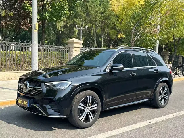 Фотография автомобиля — Mercedes-Benz GLE-Class