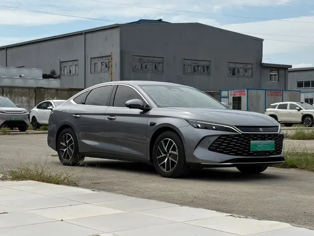 BYD Qin L — Фото автомобиля 3