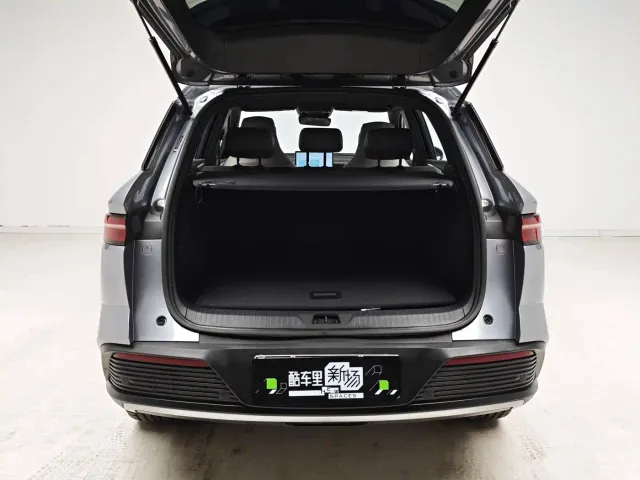 BYD Song Pro — Фото автомобиля 11