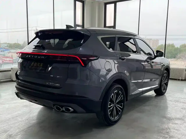 Jetour X70 Plus — Фото автомобиля 9