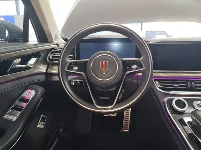 Hongqi H9 — Фото автомобиля 10