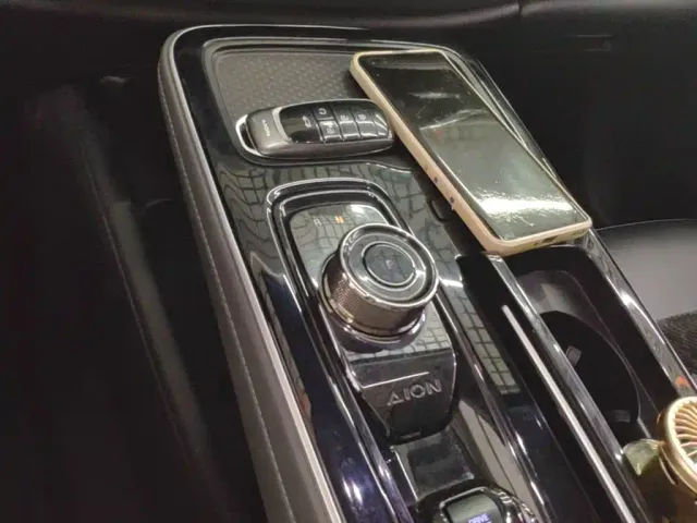 Aion AION S Plus 2022 80 Tech Edition — Фото автомобиля 13