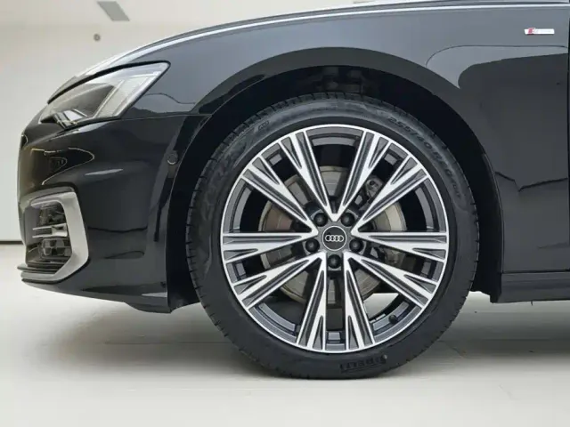 Audi A6L — Фото автомобиля 13