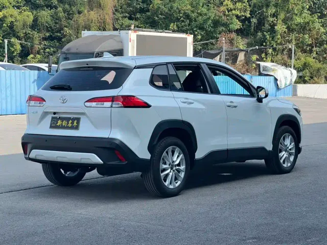 Toyota Corolla Cross — Фото автомобиля 15