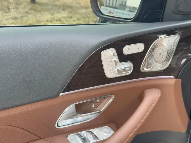 Mercedes-Benz GLE-Class — Фото автомобиля 8