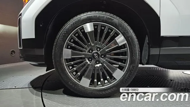 Hyundai Santa Fe MX5 — Фото автомобиля 5