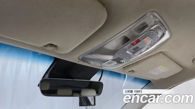 Genesis GV70 2.5T Бензин 2WD — Фото автомобиля 27