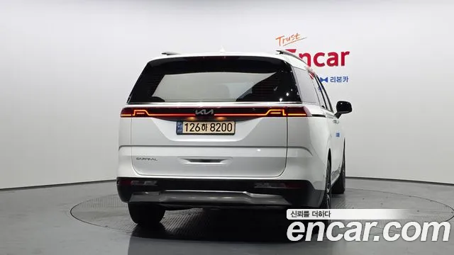 Kia Canival Carnival 4 поколение Бензин 9 мест Noblesse — Фото автомобиля 4