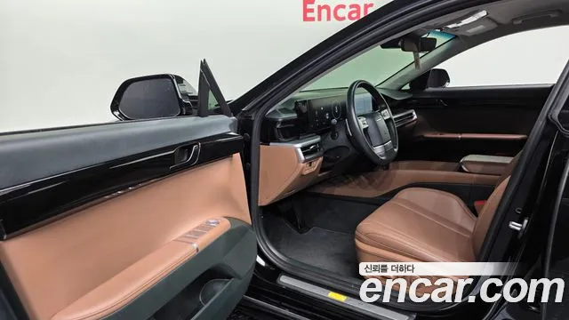 Hyundai Grandeur GN7 — Фото автомобиля 15