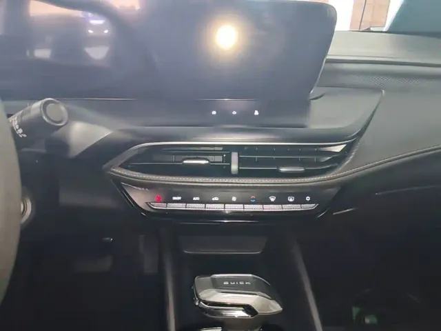 Buick Verano — Фото автомобиля 12