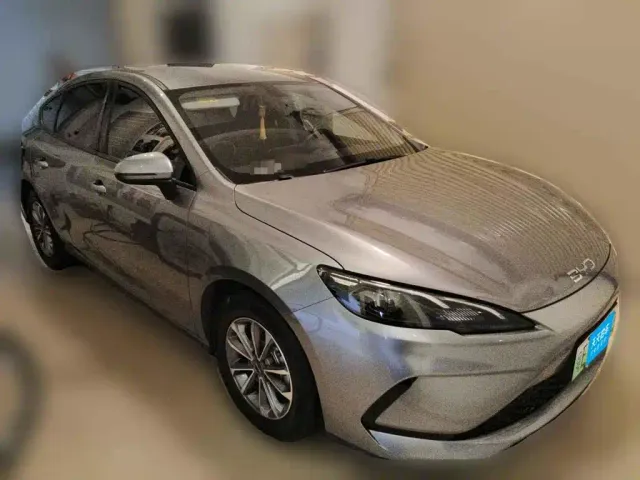 BYD Seal 05 DM-i — Фото автомобиля 3