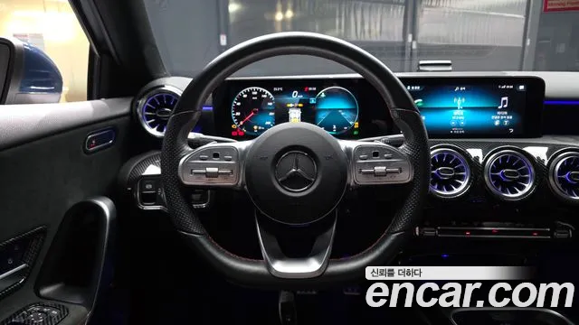Mercedes-Benz A-Class W177 — Фото автомобиля 12