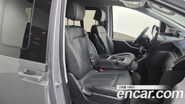Hyundai Staria — Фото автомобиля 16