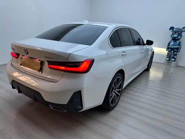 BMW 3 Series — Фото автомобиля 6