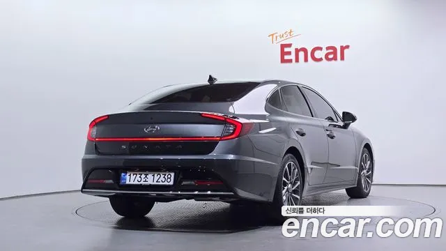 Фотография автомобиля — Hyundai Sonata