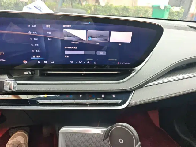 Buick E5 — Фото автомобиля 9