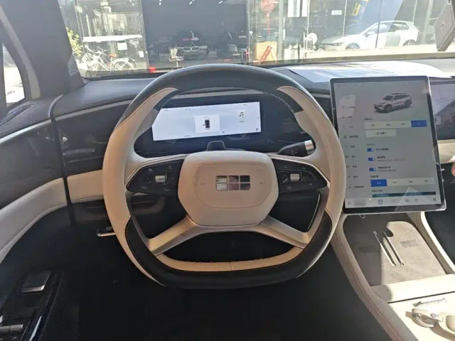 Geely Galaxy L7 — Фото автомобиля 10