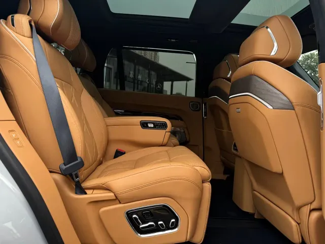 ZEEKR Zeekr 9X 2025 model Ultra Edition 70kWh — Фото автомобиля 11