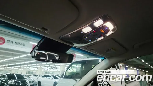 Genesis GV70 — Фото автомобиля 18