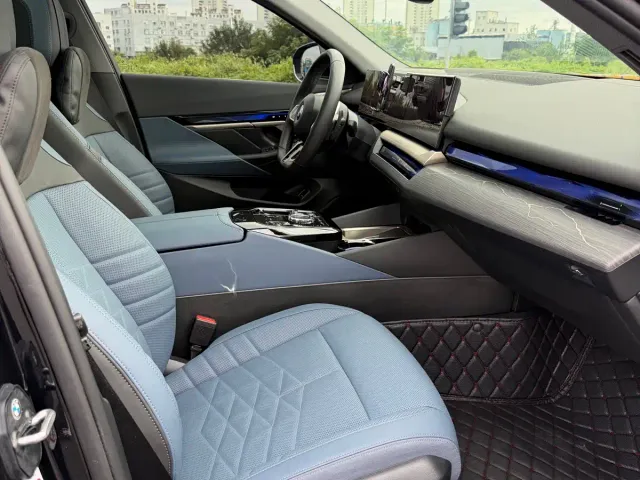 BMW 5 Series — Фото автомобиля 3