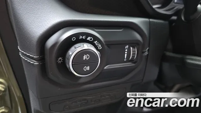 Jeep Wrangler Wrangler (JL) — Фото автомобиля 17