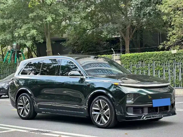 Li Auto L9 — Фото автомобиля 2