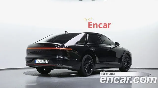 Hyundai Grandeur Grandeur (GN7) 3.5 Бензин 4WD — Фото автомобиля 2