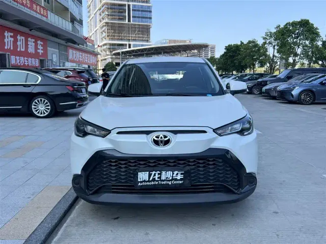 Toyota Frontlander — Фото автомобиля 2