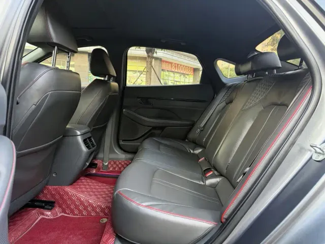 Hyundai Sonata — Фото автомобиля 6