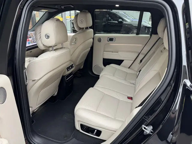 Li Auto L7 — Фото автомобиля 9
