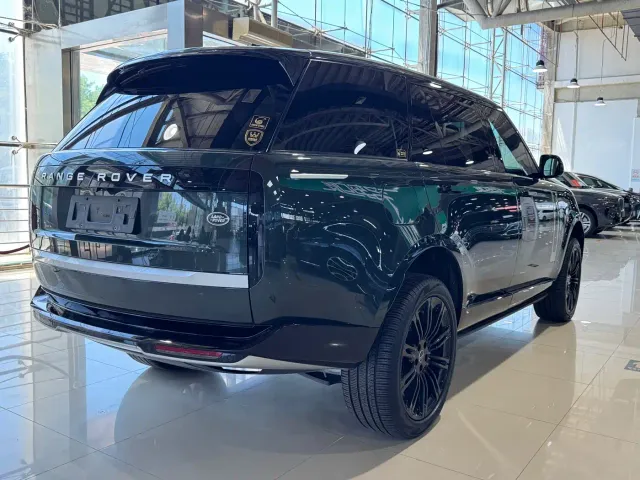 Land Rover Range Rover — Фото автомобиля 11