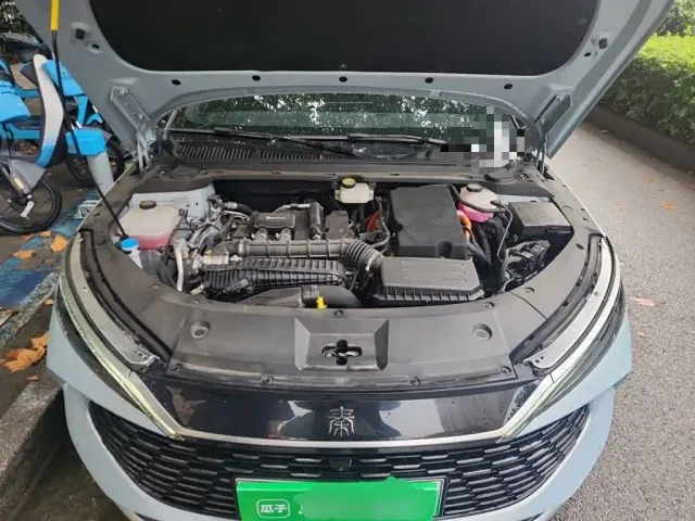 BYD Qin L — Фото автомобиля 16