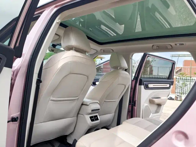 Geely ICON — Фото автомобиля 17