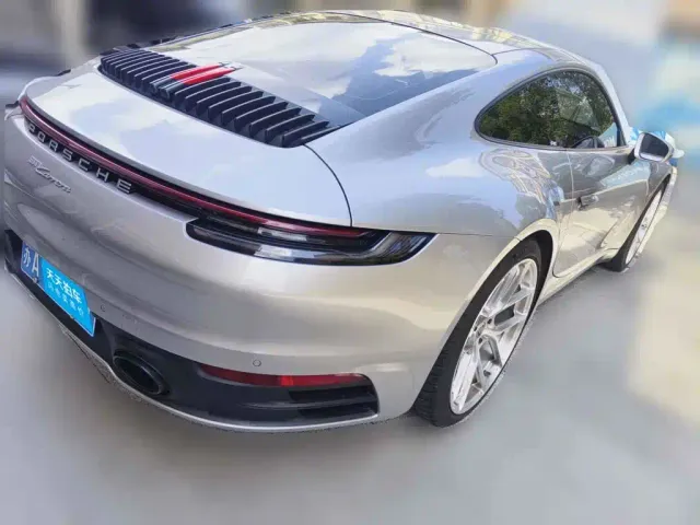 Porsche 911 — Фото автомобиля 2