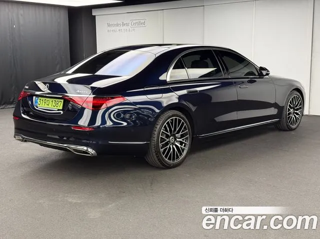 Mercedes-Benz S-Class — Фото автомобиля 2