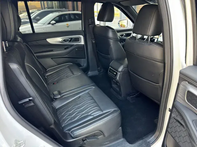 GAC Trumpchi GS8 — Фото автомобиля 16