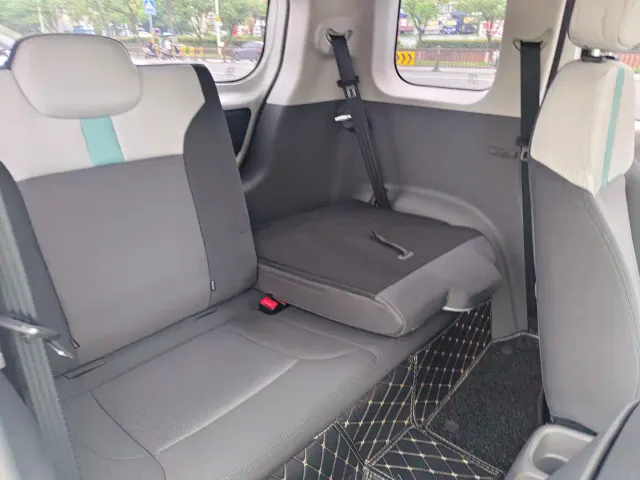 Changan Lumin — Фото автомобиля 12