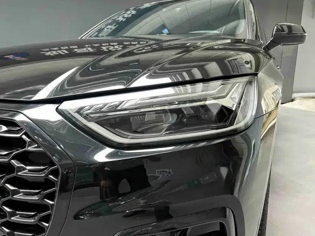 Audi Q5L Sportback — Фото автомобиля 21