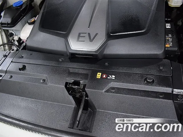 Kia EV6 — Фото автомобиля 15