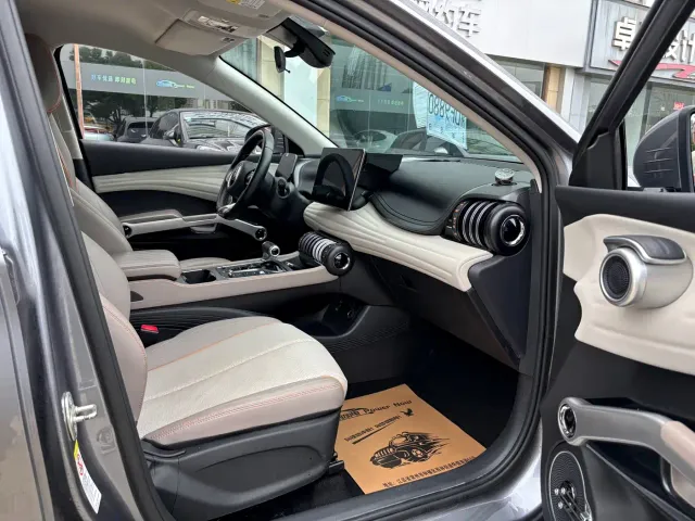BYD Yuan PLUS — Фото автомобиля 12