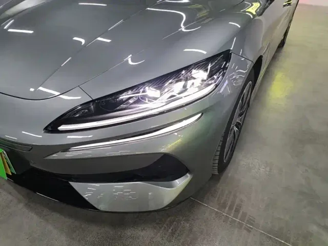 Denza Z9GT — Фото автомобиля 23