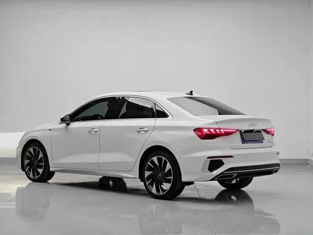 Audi A3 — Фото автомобиля 4