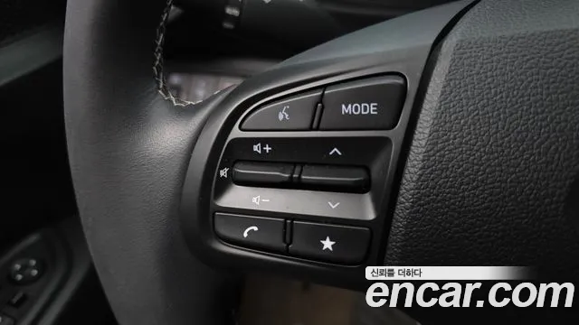 Hyundai Venue — Фото автомобиля 19