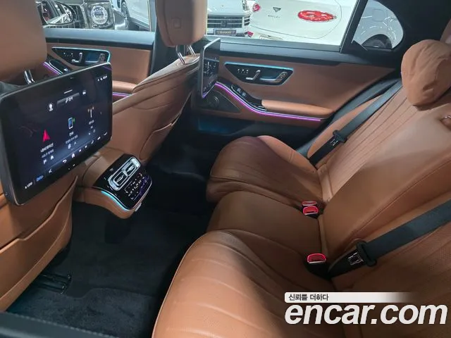 Mercedes-Benz S-Class — Фото автомобиля 11