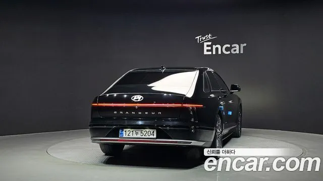 Hyundai Grandeur Grandeur (GN7) 3.5 Бензин 4WD — Фото автомобиля 4