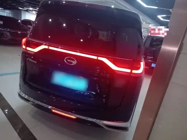 GAC Trumpchi M8 — Фото автомобиля 6