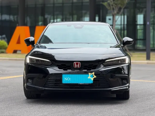 Honda Civic — Фото автомобиля 2