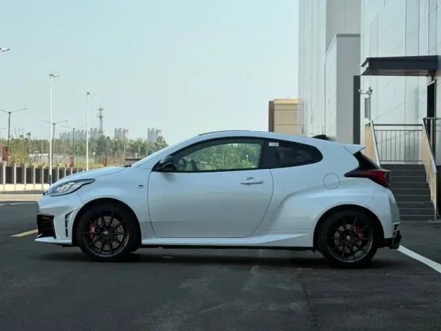 Toyota GR YARIS — Фото автомобиля 5