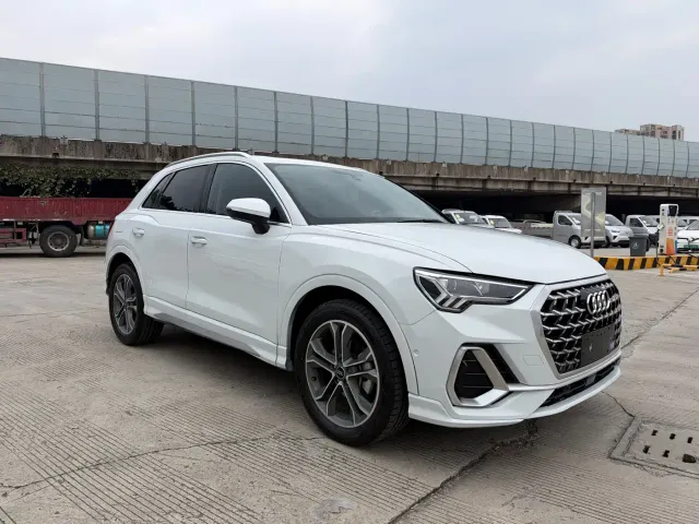 Audi Q3 — Фото автомобиля 3