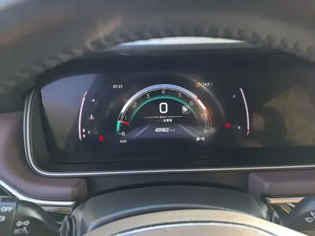 GAC Trumpchi M6 — Фото автомобиля 11